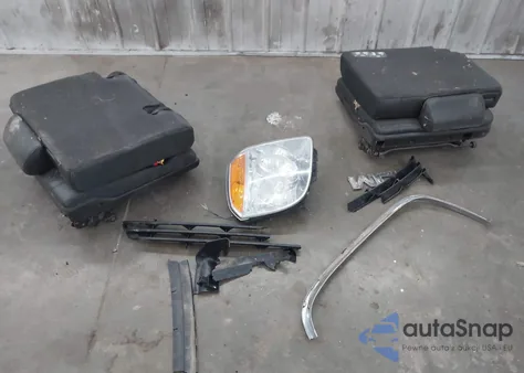 2013 GMC Yukon Slt from USA, damaged, VIN 1GKS2CE05DR129807